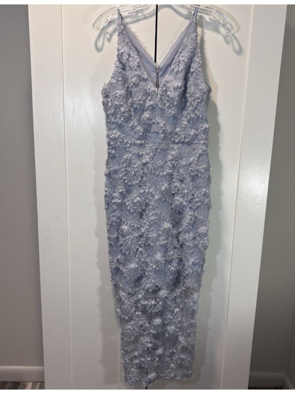 Xscape Size 6 Light Blue 3D Floral Lace Appliqué Sheath Cocktail Dress Wedding
